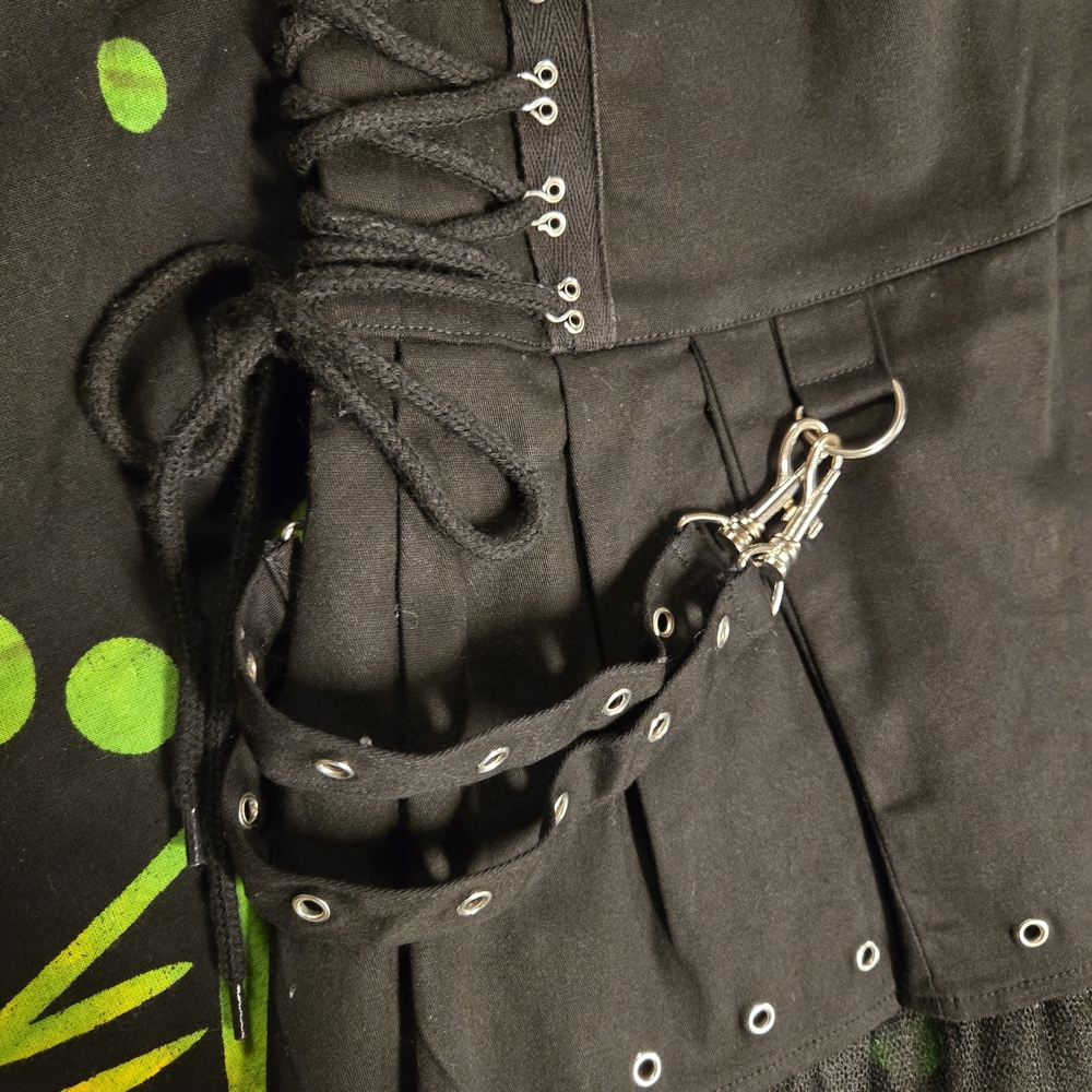Hell Bunny Skirt - Picture 4 of 11